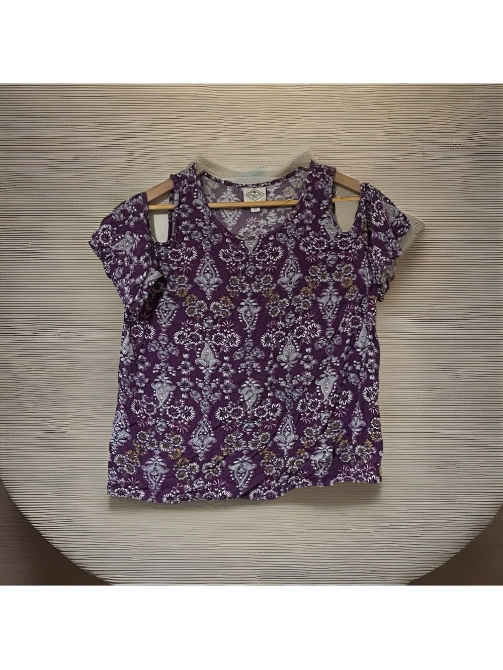 St. John's Bay Shirt Womens PS Purple Floral Paisley Cold Shoulder Boho Top - Picture 5 of 8